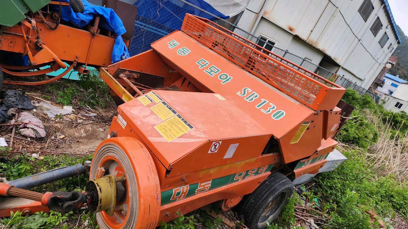 상태아주좋은 트랙터 트랙트 트렉터 트렉트 사각 베일러 베일르 배일러 배일르 이미지