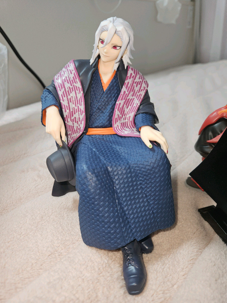 애니플렉스 귀멸의 칼날 우즈이 텐겐 피규어 이미지