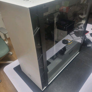 7800X3D 9070xt 32gb 512gb본체 데스크탑 게이밍 조립pc 이미지