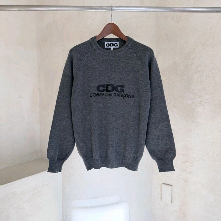 CDG 스툴 풀오버 크루넥 니트 이미지