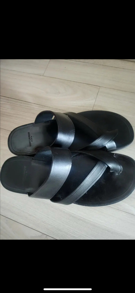 입생로랑 saintlaurent ysl 생로랑 정품 블랙 가죽 쪼리 샌들 42사이즈 270 이미지