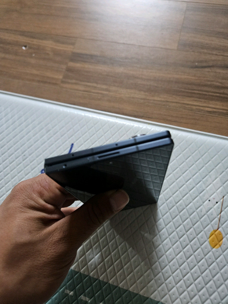 갤럭시 Z폴드7 512GB 블랙 자급제 + 쿠팡안심케어2년150만 이미지