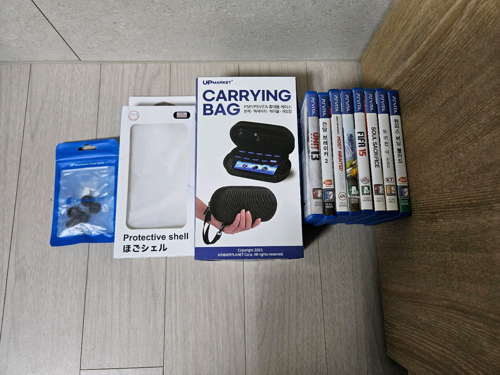 PSVITA 타이틀&악세사리 이미지