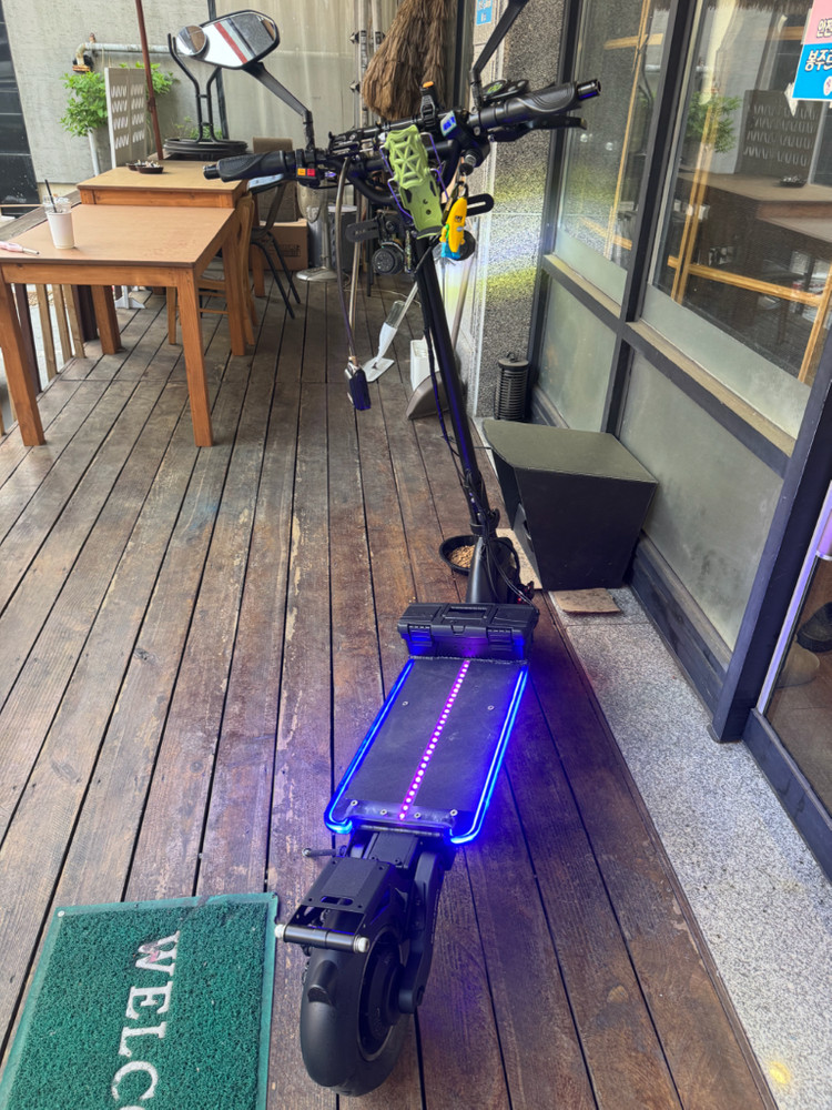 전동킥보드 이미지