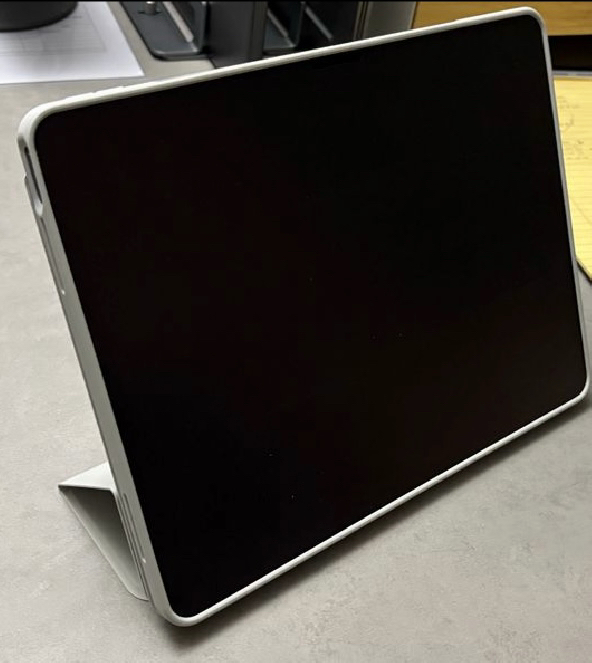 아이패드에어 13 M4 M3 M2 커버 분리 세로 거치 케이스 에어스킨 프로 원탭 이미지