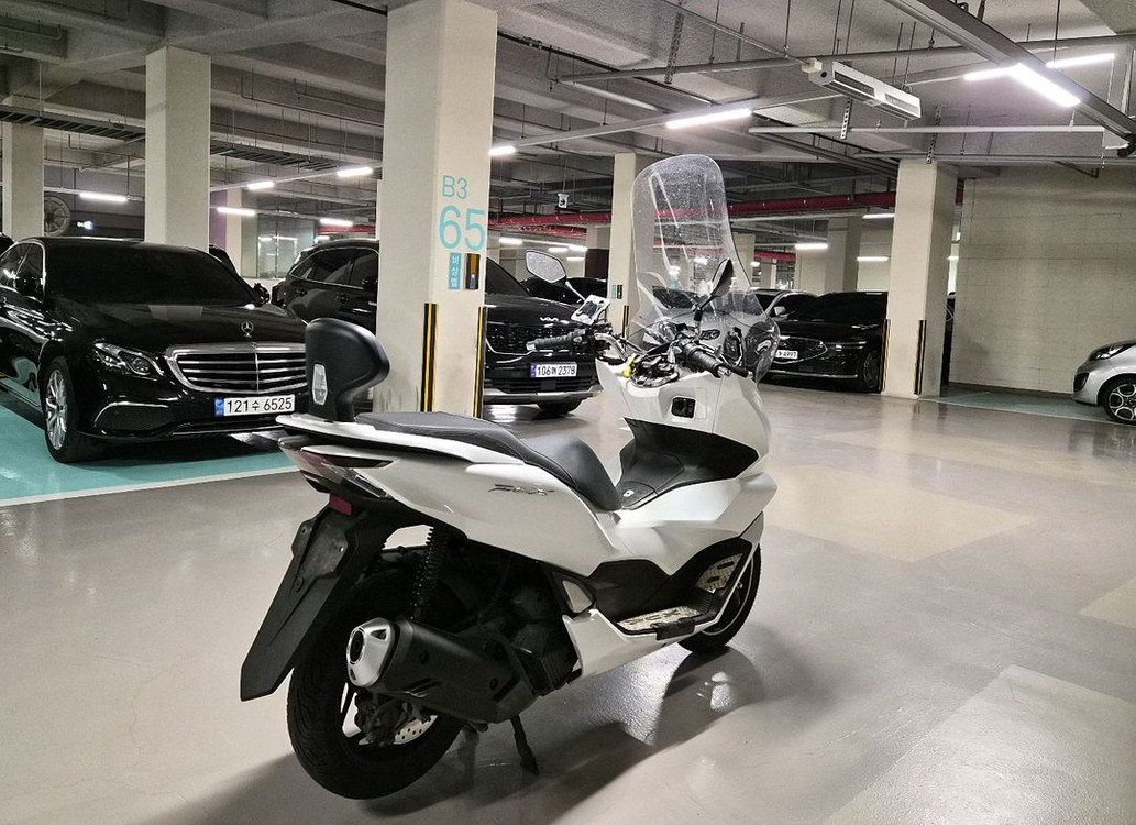 21년식 PCX125 ABS 깔끔한차량 팝니다 이미지