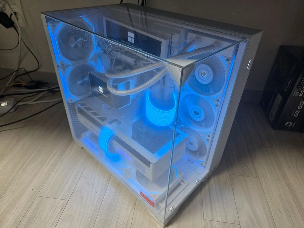 라이젠9 9950X3D RTX5080 어로스마스터 PC 급매합니다 이미지