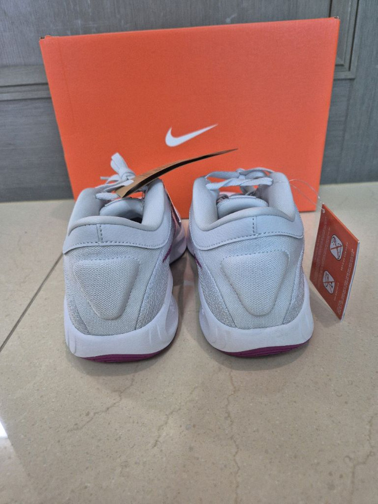 새상품(270) 나이키 G.T 허슬 아카데미 EP 이미지