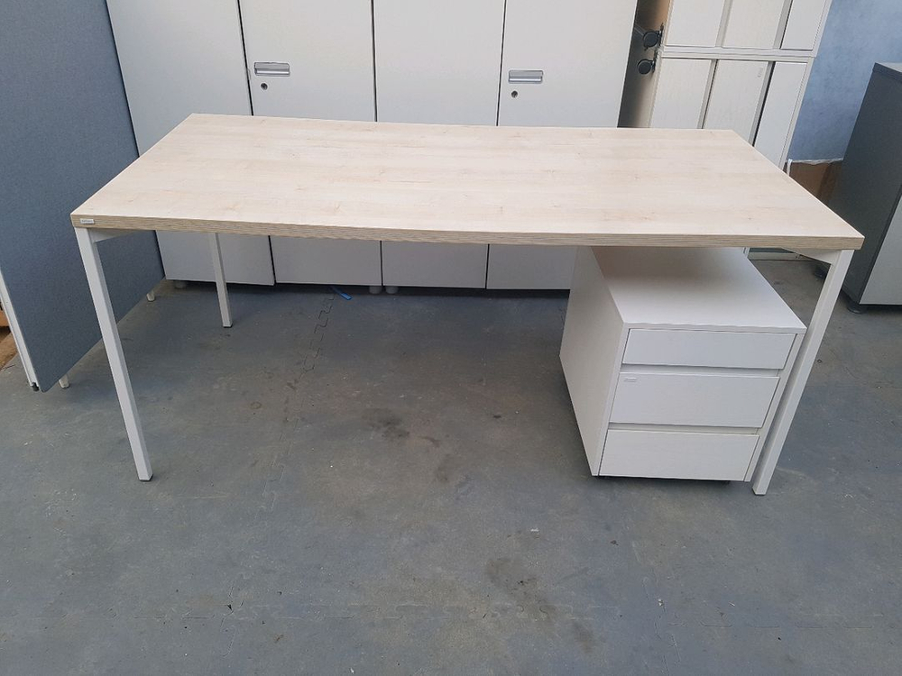 Desker(데스커) 1600책상+서랍장 이미지