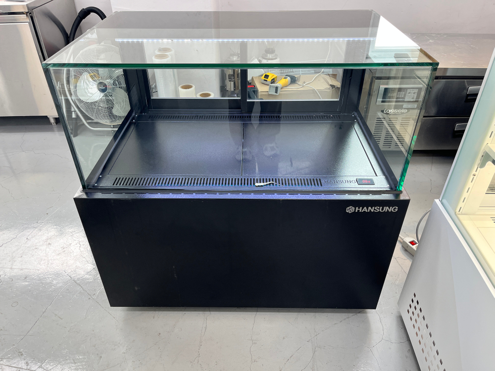 한성 쇼케이스 1단 낮은 카페 디저트 블랙 케이크진열 보관 냉장고 업소용 음료 제과 중고 이미지