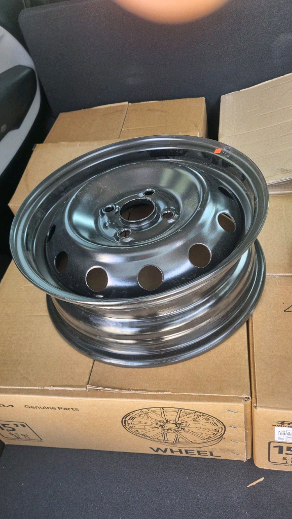 레이 14인치 스틸휠,타이어,휠커버 일체 이미지