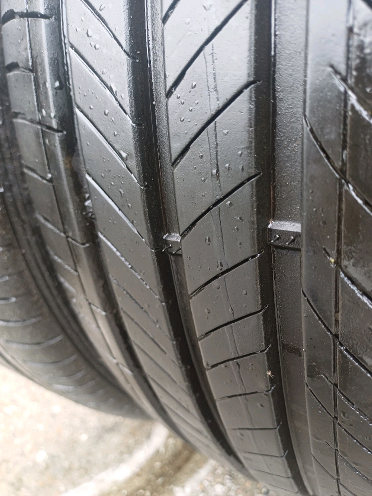 245 45 19 한국타이어 벤투스 S2 AS 2본 팝니다. 이미지