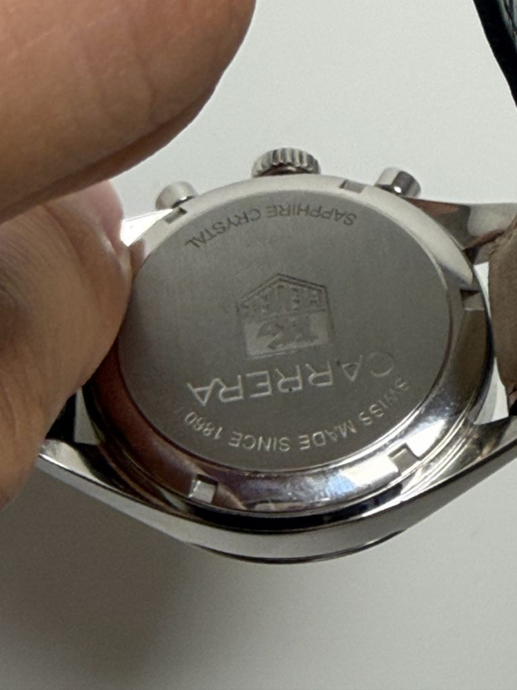 태그호이어 근본 까레라 크로노그래프 cv2113-0 판매 이미지
