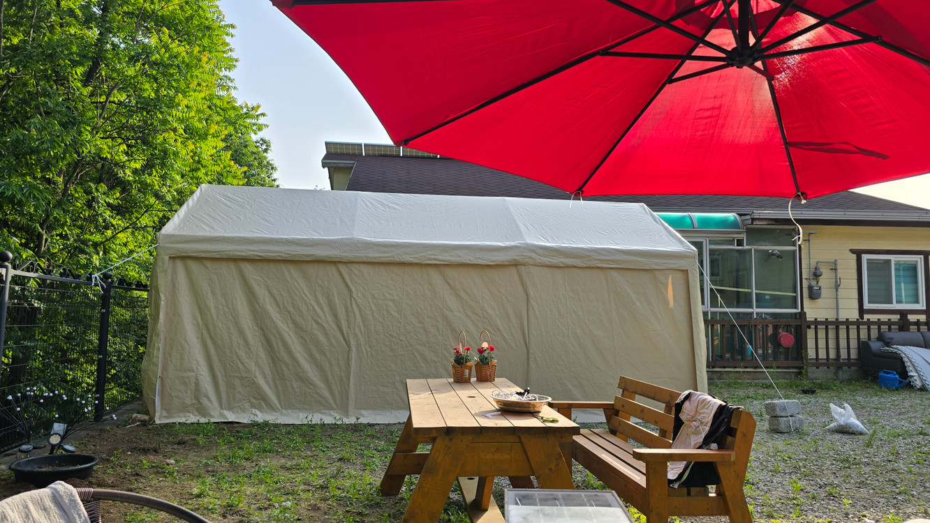 차량용 대형 간이천막개인 차고지야외 창고 캠핑장 펜션 바람막이 비막이 캐노피 주차장 이미지