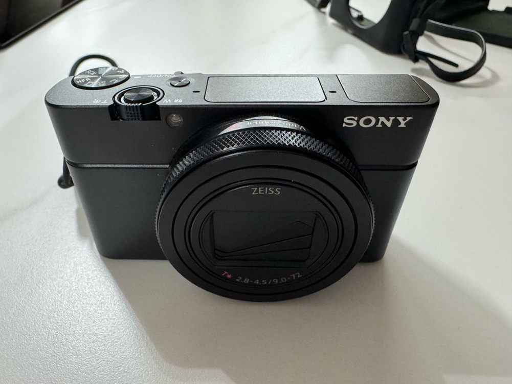 소니 RX100m7 이미지
