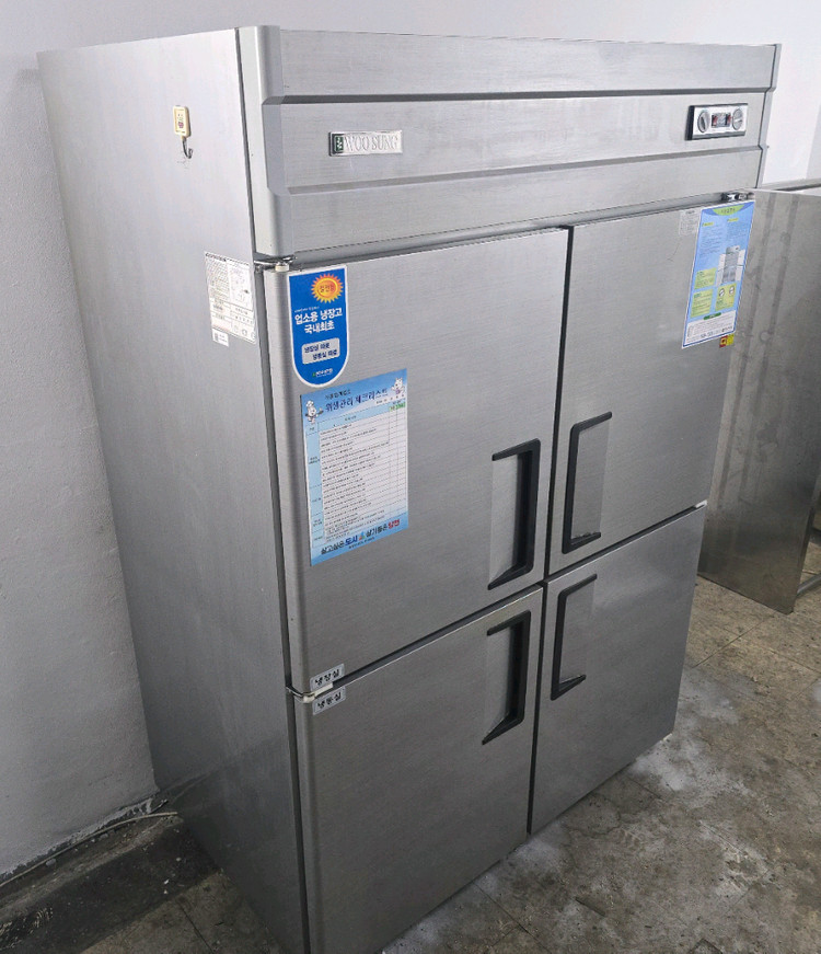 45박스 4구 냉장고 우성(한칸 냉동, 세칸 냉장) 업소용 이미지