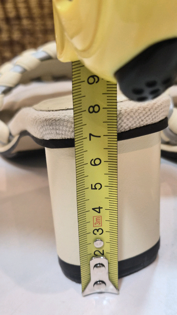 한섬 래트 위빙 슬라이드 이미지