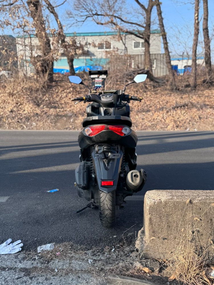 야마하 NMAX125 이미지