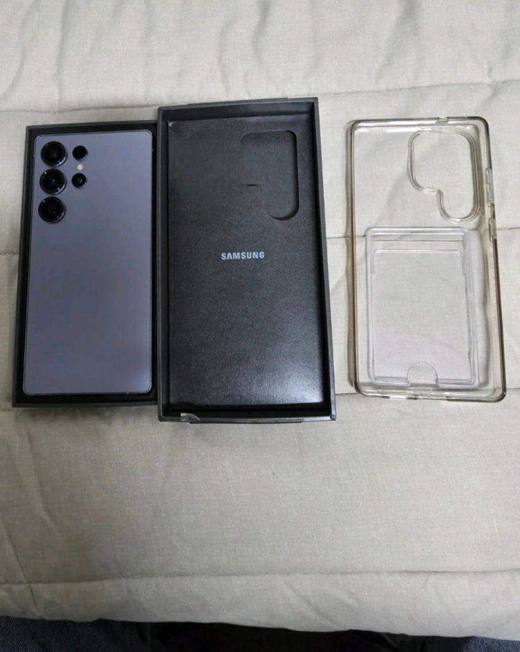 갤럭시 S25울트라 512GB 티타늄 실버 블루(삼성닷컴 전용) 자급제용 팝니다. 이미지