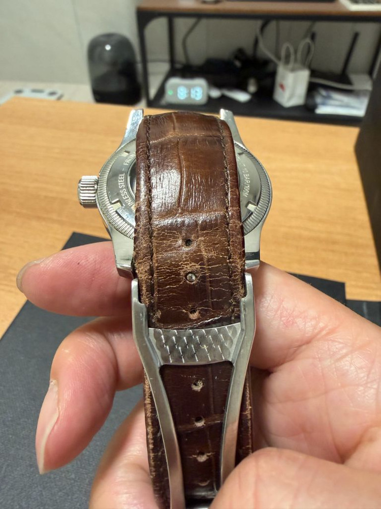 오리스 Oris 빅크라운 포인터데이트 이미지