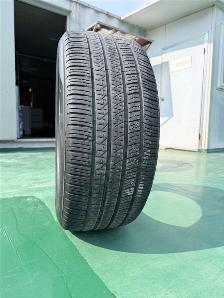 벤츠 gle 20인치 타이어 275 50 20 피제로 올시즌 이미지