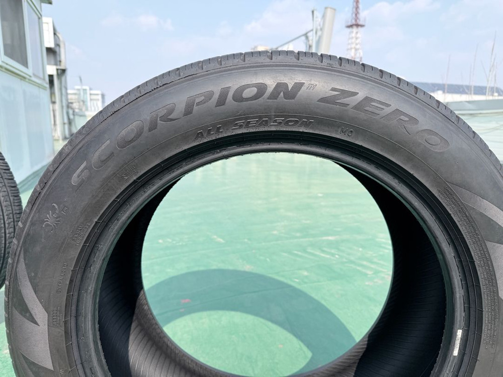 벤츠 gle 20인치 타이어 275 50 20 피제로 올시즌 이미지