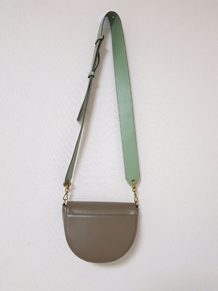 제이에스티나 미니 크로스백 ㅡ 정품 이미지