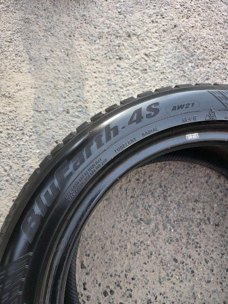 요코하마 AW21 215 50 17 23년식 2본 이미지