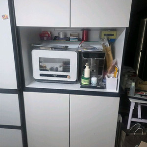 냉장고 옆 수납장 입니다 이미지