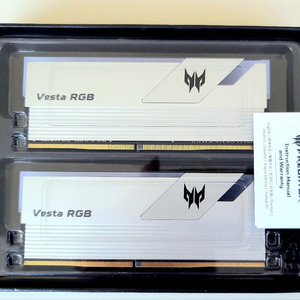 에이서 프레데터 DDR4 32GB(16기가2개)3200 CL14 VESTA 패키지(삼성b다이) 이미지