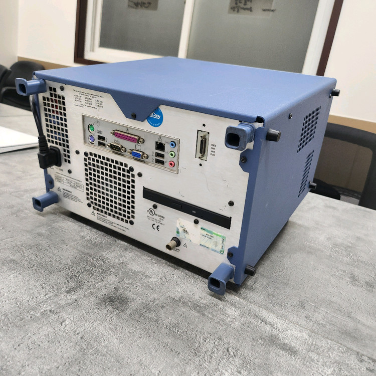 르크로이LeCroy WaveRunner 6050 오실로스코프 이미지