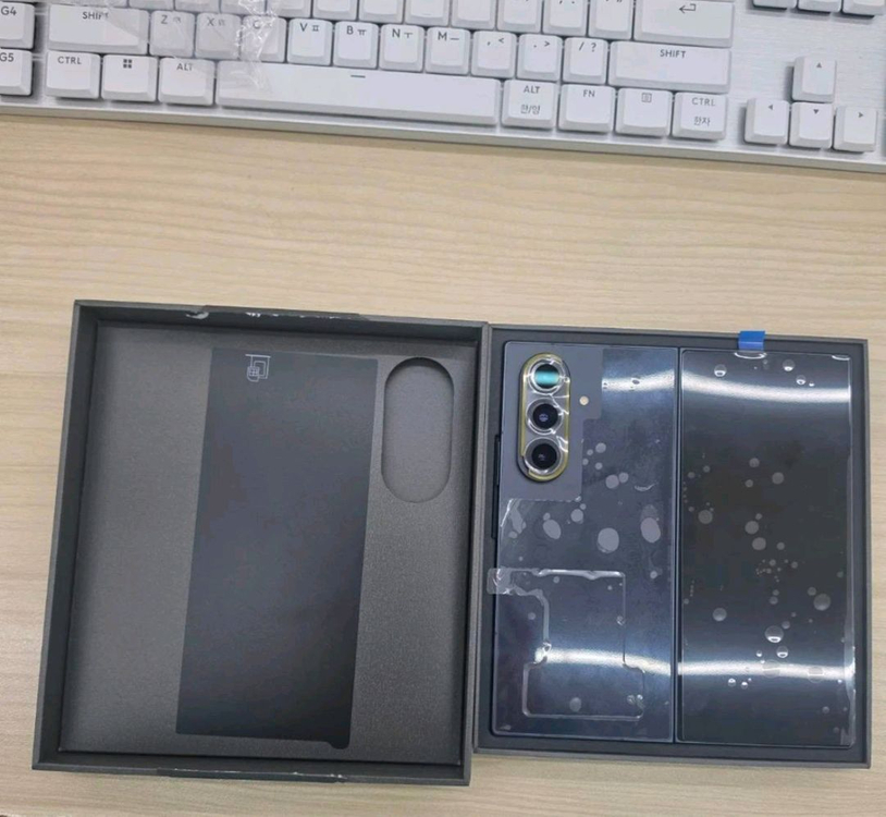 갤럭시Z폴드7 512 블랙 자급제 올갈이 영수증첨부 이미지