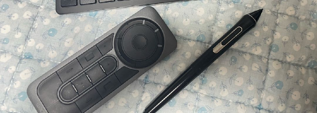 신티크32+와콤플렉스암+익스프레스키+프로2펜 이미지