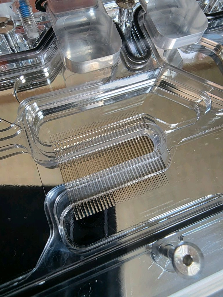 rtx 2080ti + 비츠파워워터블록 이미지