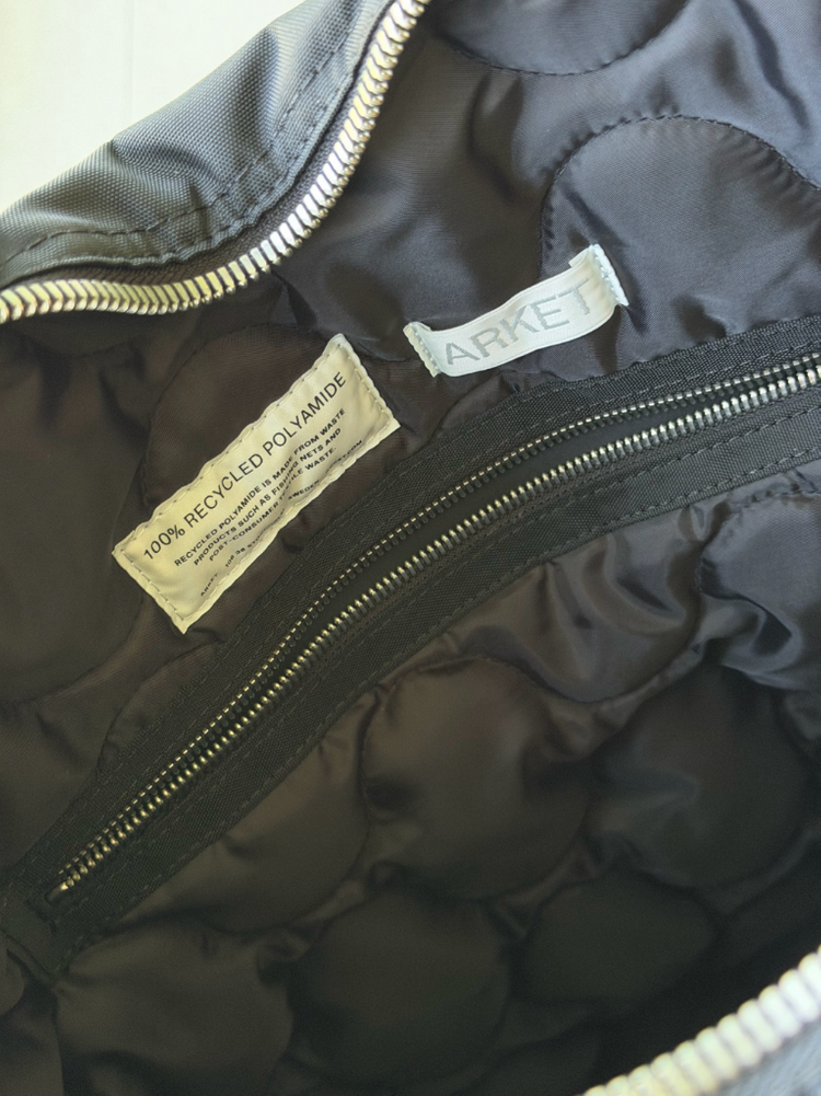 아르켓(Arket) 헬멧 백 토트백 이미지