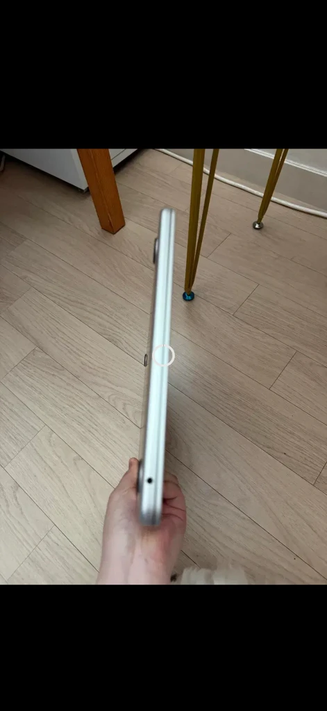 맥북 에어 m2 13인치 256gb 랩 8g s급 스타리이트색상 이미지