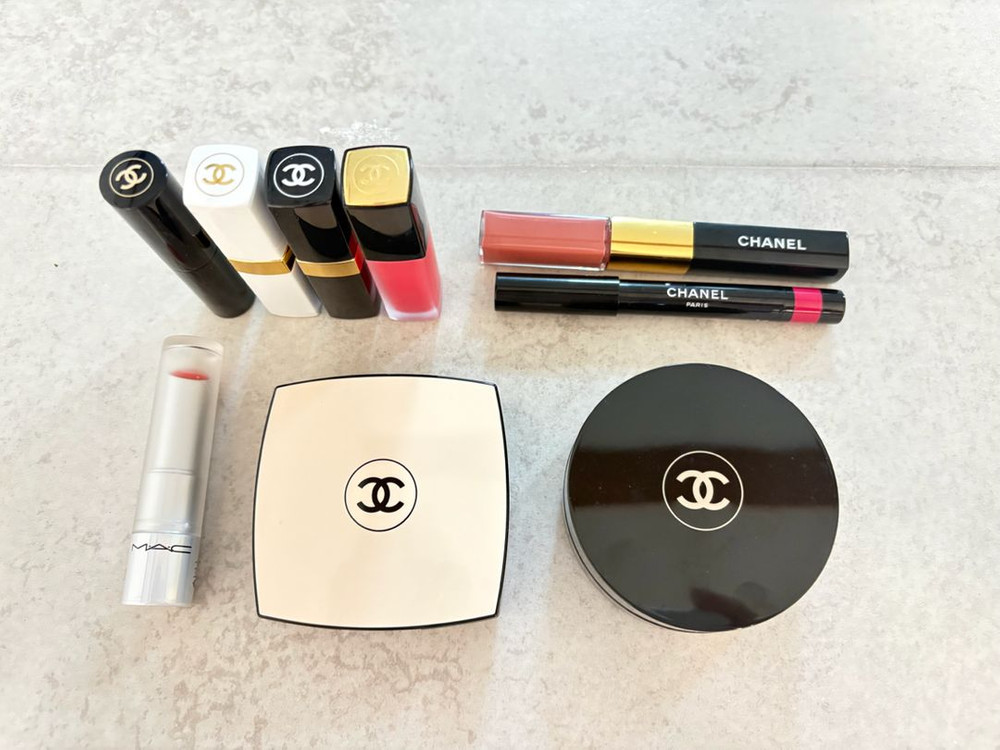 샤넬 쿠션 케이스, 샤넬 아이섀도우,샤넬 루즈,맥 립글로즈 이미지