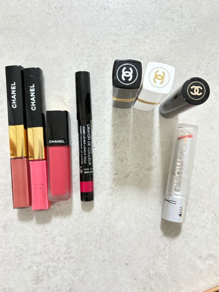 샤넬 쿠션 케이스, 샤넬 아이섀도우,샤넬 루즈,맥 립글로즈 이미지