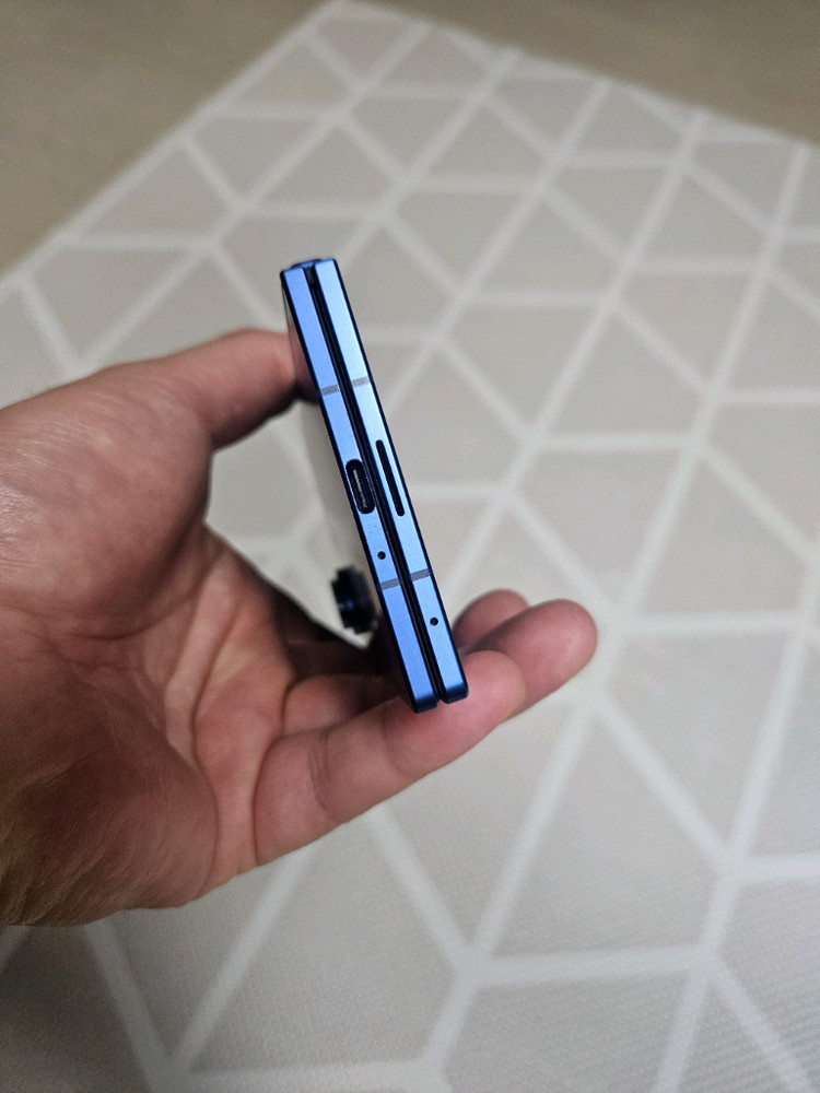 갤럭시 Z폴드7 512GB 블루쉐도우(자급제)풀박판매 이미지