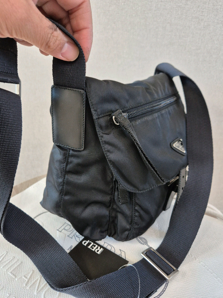 프라다 메신저백, 원포켓 크로스색 이미지