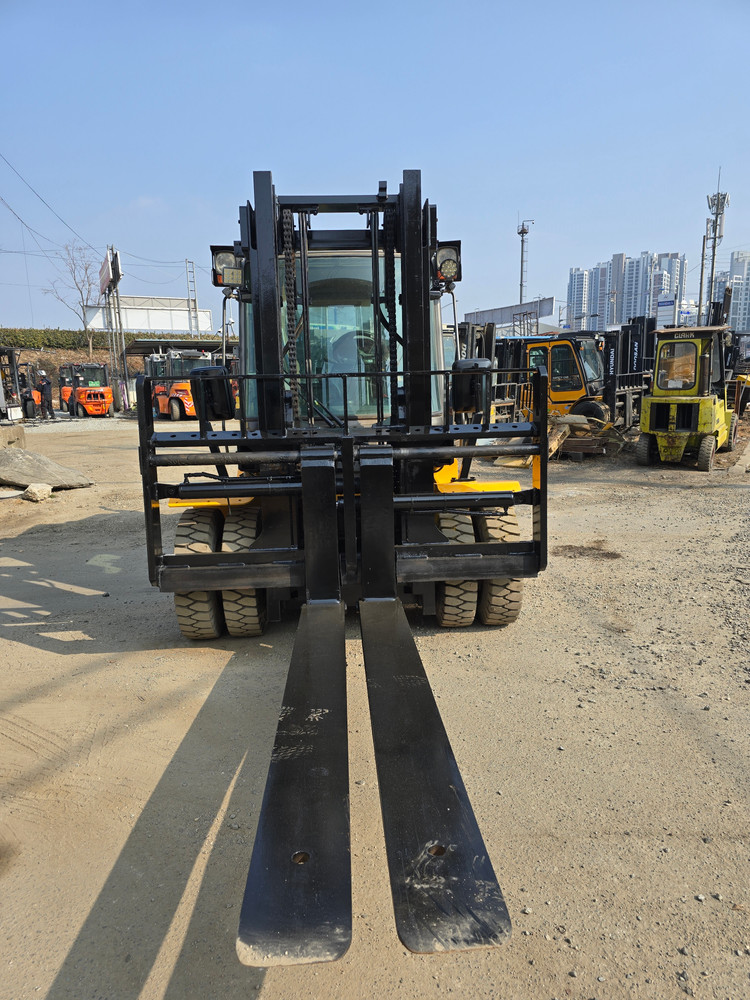 7톤지게차 2단 현대 풀옵션 디젤 차량상태좋음 이미지