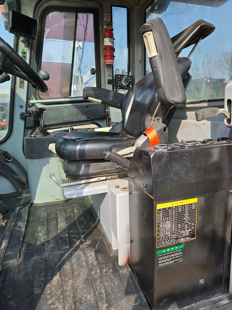 7톤지게차 2단 현대 풀옵션 디젤 차량상태좋음 이미지