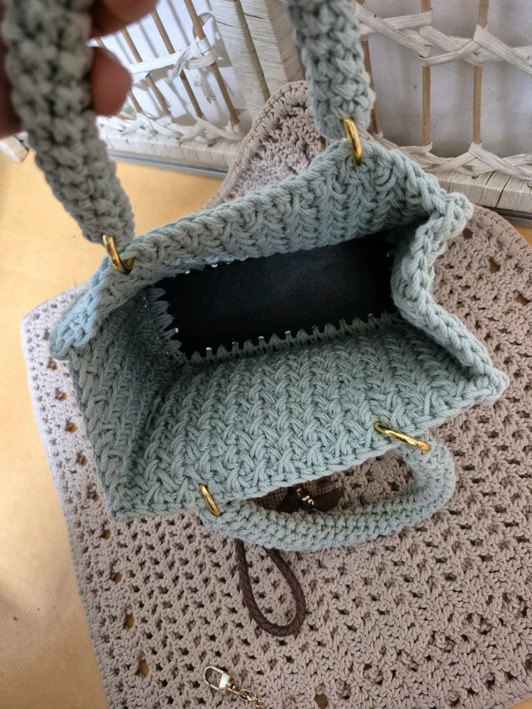 코바늘손뜨게미니토트백 이미지