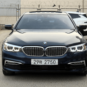 19년 BMW 5시리즈(7세대)520i럭셔리(완전무사고,차키2개,타이어80%,내외관상태좋음,병적관리,시운전가능) 이미지