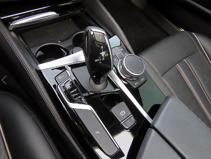 19년 BMW 5시리즈(7세대)520i럭셔리(완전무사고,차키2개,타이어80%,내외관상태좋음,병적관리,시운전가능) 이미지