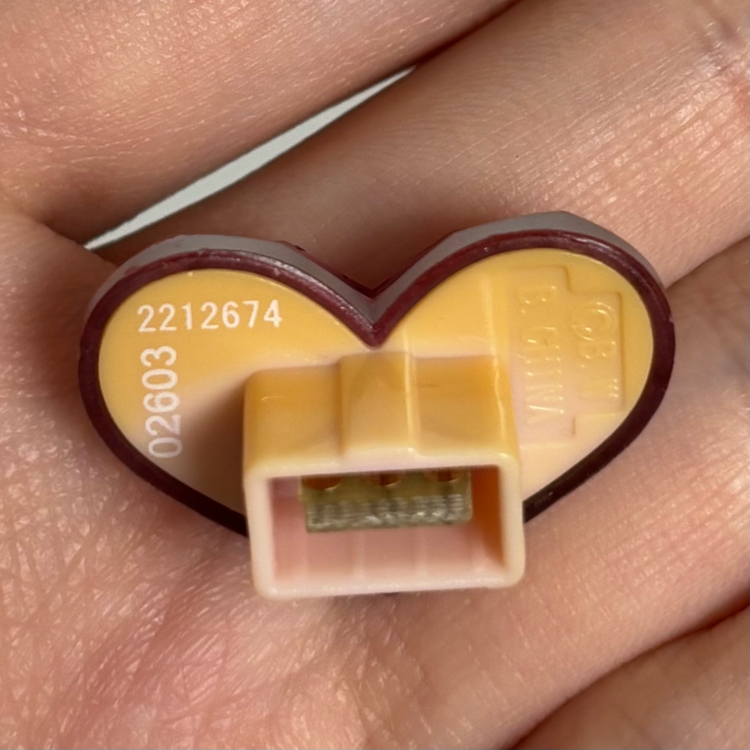 다마고치 피스 산리오피어스 이미지