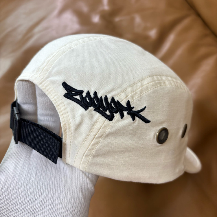 슈프림 주욕 캠프캡 모자 박스로고 화이트 이미지