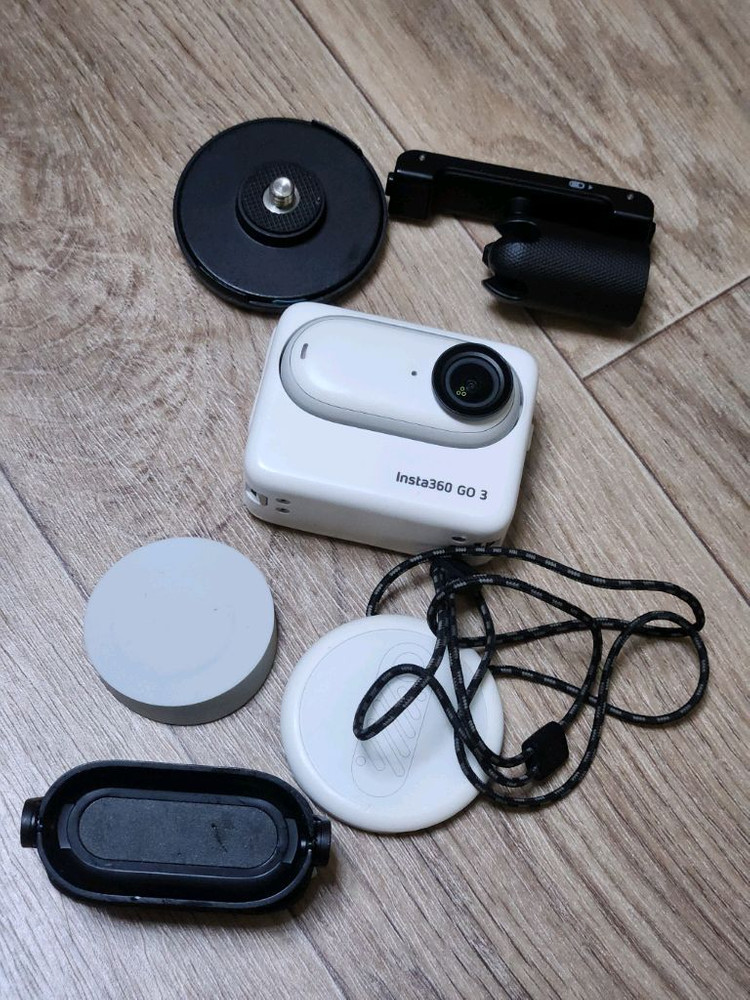 인스타 360 go3 128gb A급 풀박스 이미지