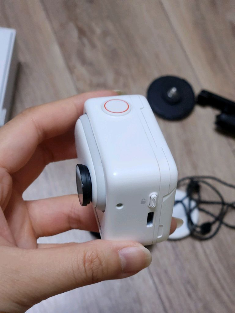 인스타 360 go3 128gb A급 풀박스 이미지