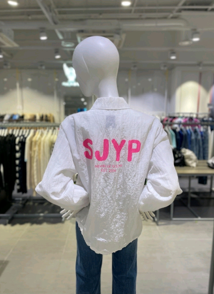 SYJP 바람막이.새제품.오즈세컨.보브.시슬리.미샤 이미지